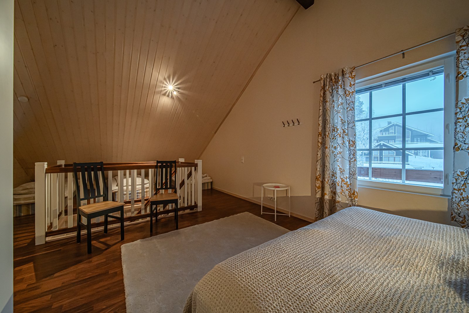 5d74739a-00b1-41f5-bce7-ff80bbeed128