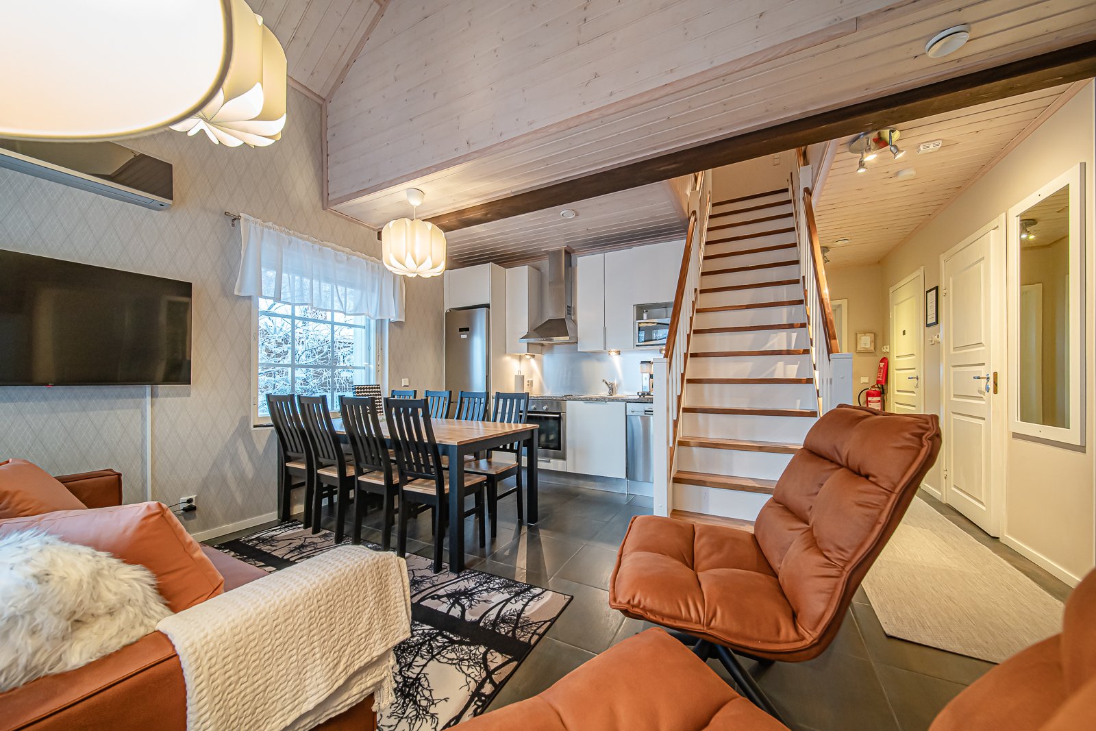 5ed49775-b90c-4cb4-bc79-521c8cc0a047 (1)