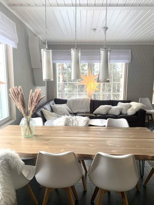 b5e36bc3-87d6-4fe2-9c3e-964b7324473f