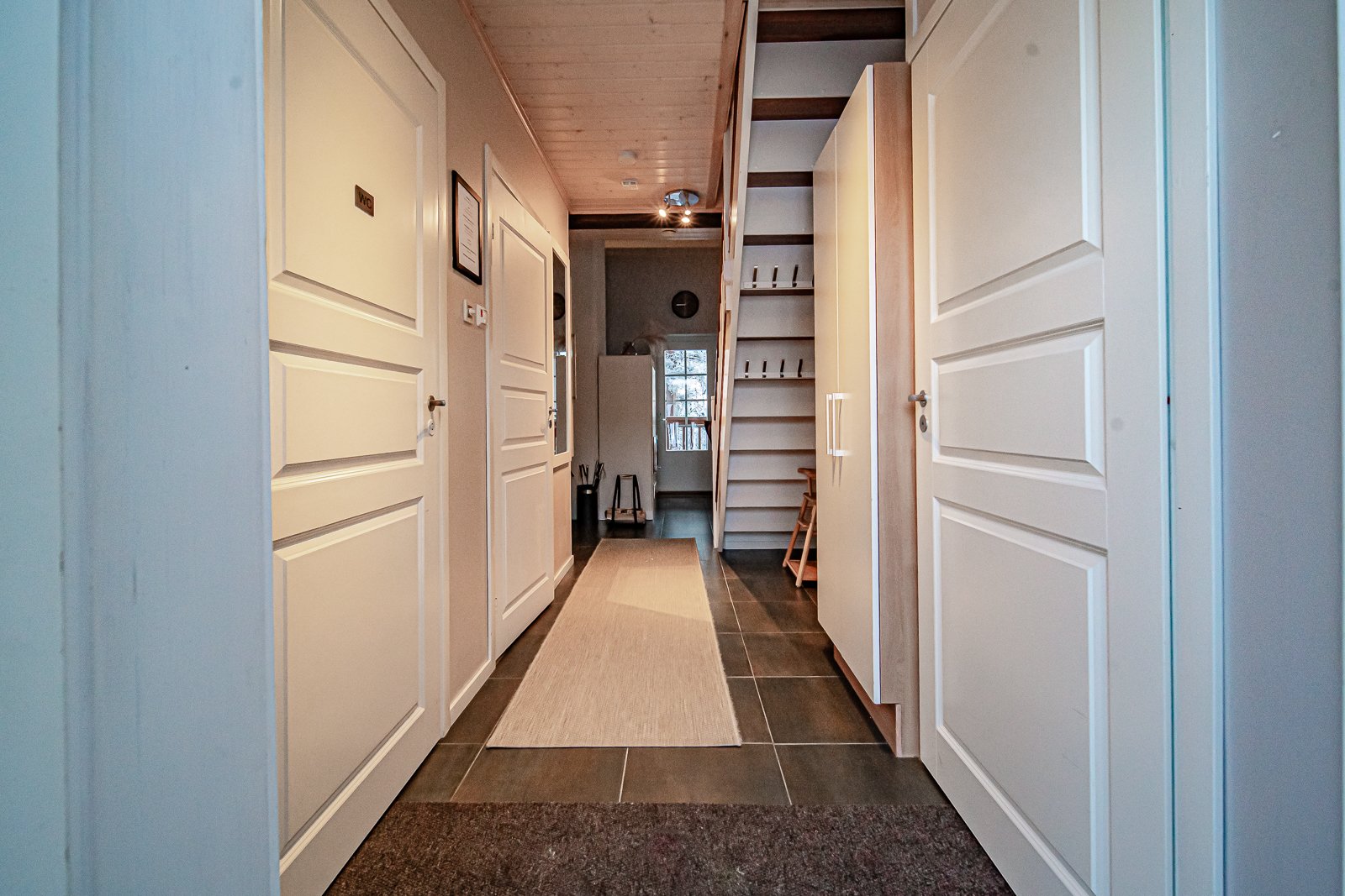 b75a8b4d-6f51-4026-bbe1-9e24fcbe2035